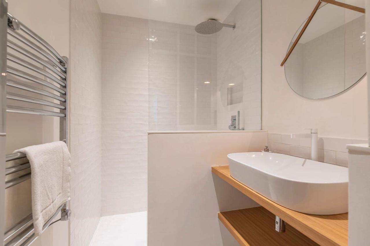 Spacious Apartment Rated 4 Stars In The Heart Of The Old Town Annecy Eksteriør bilde